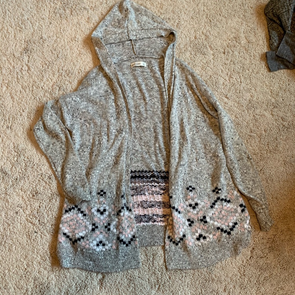Abercrombie Kids cardigan! ✨